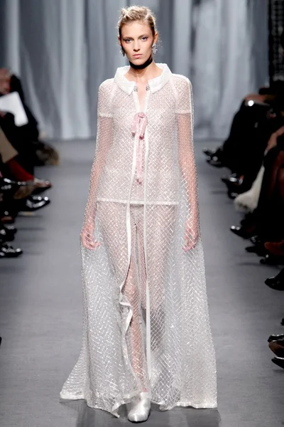 Look 65